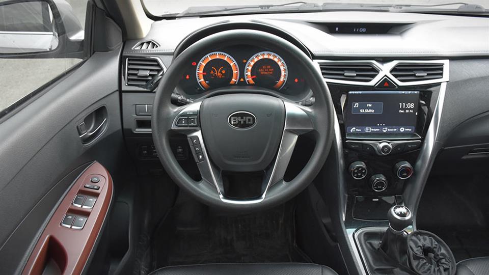 کابین بی وای دی F3